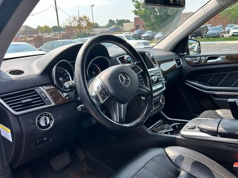 Used 2013 Mercedes-Benz GL 320 BlueTEC 4MATIC image 9