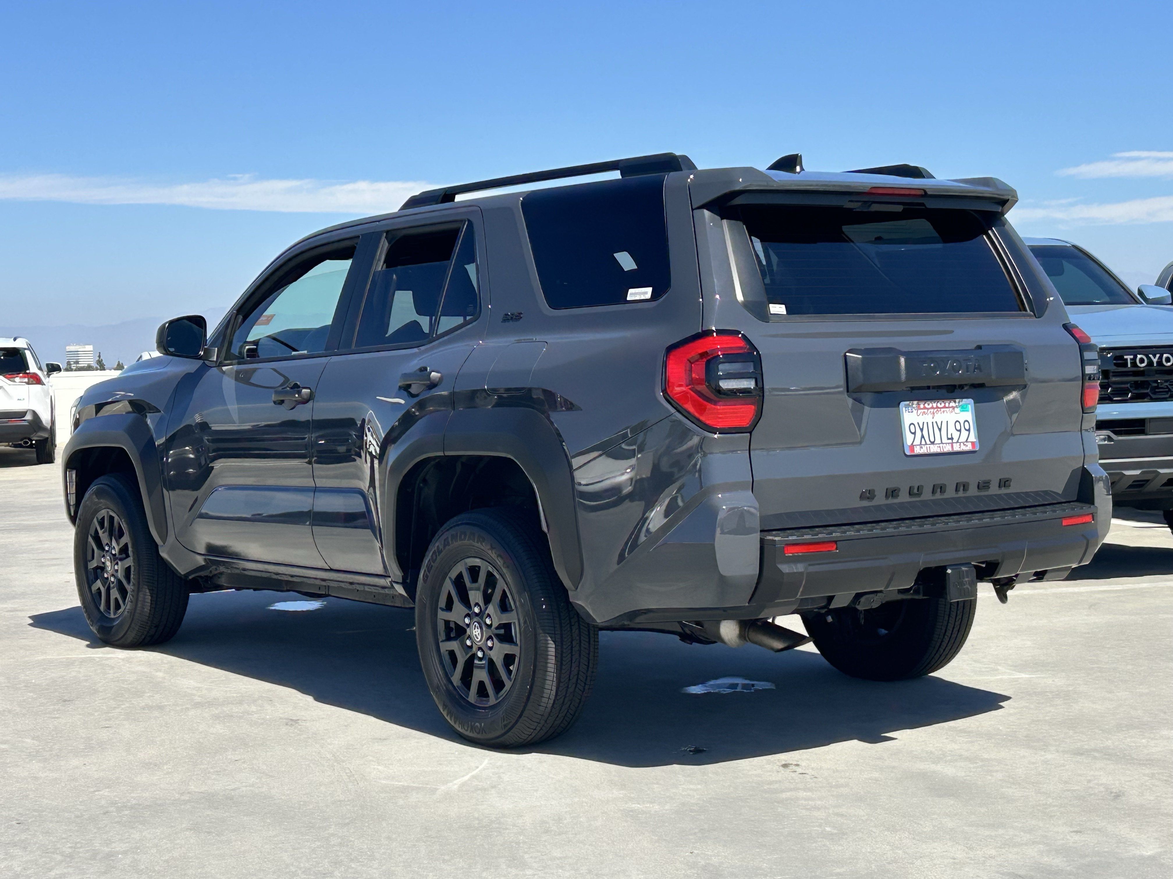 Certified 2026 Toyota 4Runner SR5 AWD/4WD image 4