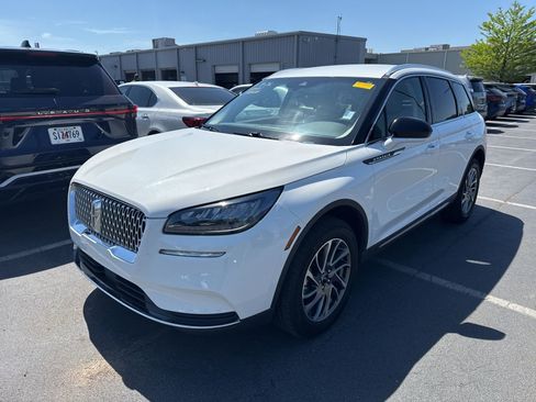 Used 2022 Lincoln Corsair FWD w/ Equipment Group 101A image 2