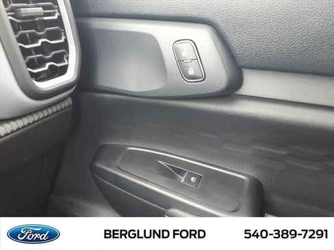 Used 2025 Ford Ranger XL w/ Trailer Tow Package AWD/4WD image 31