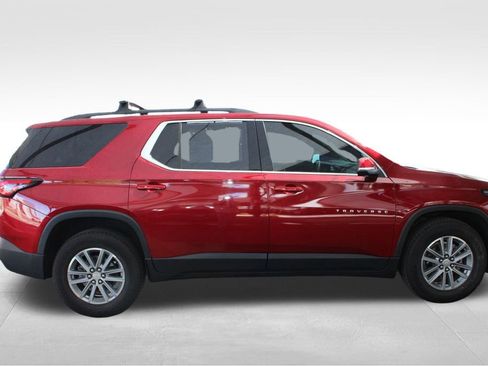 Used 2022 Chevrolet Traverse LT w/ LPO, Floor Liner Package AWD/4WD image 17