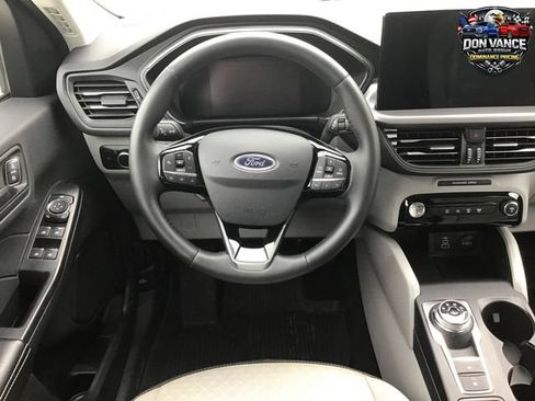 Used 2025 Ford Escape Active w/ Tech Pack #1 FWD image 13