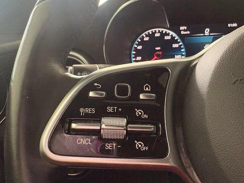 Used 2021 Mercedes-Benz GLC 300 4MATIC image 19