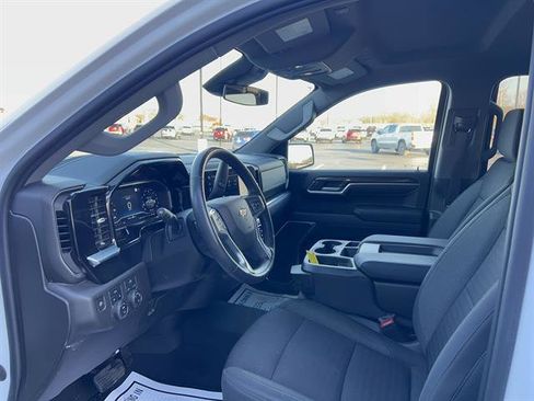 Used 2022 Chevrolet Silverado 1500 LT image 15