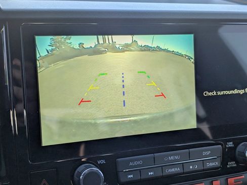 Used 2025 Nissan Frontier PRO-4X w/ Black Accent Package image 19