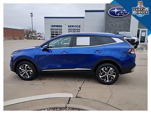 Used 2024 Kia Sportage EX image 10