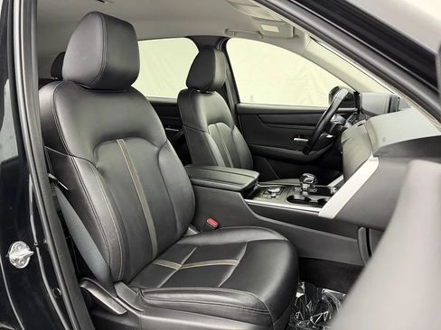 Used 2025 MAZDA CX-90 3.3 Turbo w/ Select Package AWD/4WD image 41
