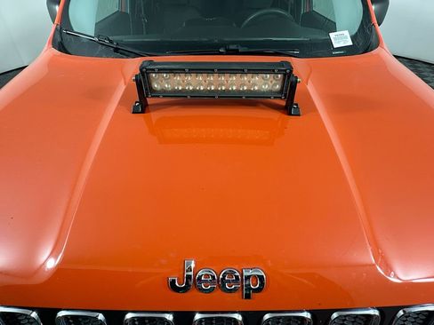 Used 2017 Jeep Renegade Sport w/ Power & Air Group image 36