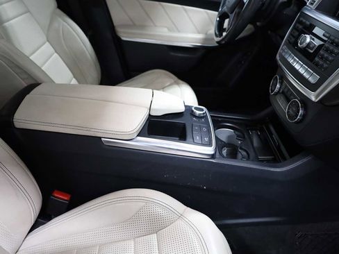 Used 2015 Mercedes-Benz GL 63 AMG 4MATIC image 20