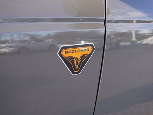 Certified 2025 Ford Bronco Badlands AWD/4WD image 14