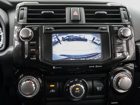 Used 2019 Toyota 4Runner TRD Off-Road image 18