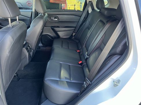 Certified 2025 Nissan Rogue SL w/ Tech Package image 24