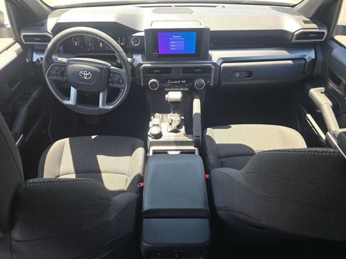 Certified 2026 Toyota 4Runner SR5 AWD/4WD image 21