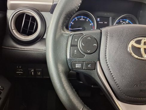 Used 2017 Toyota RAV4 XLE image 15