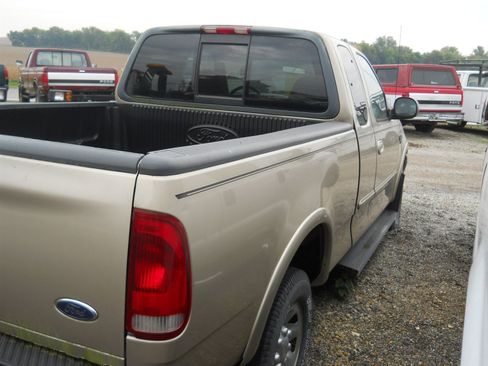 Used 1999 Ford F250 4x4 SuperCab image 6