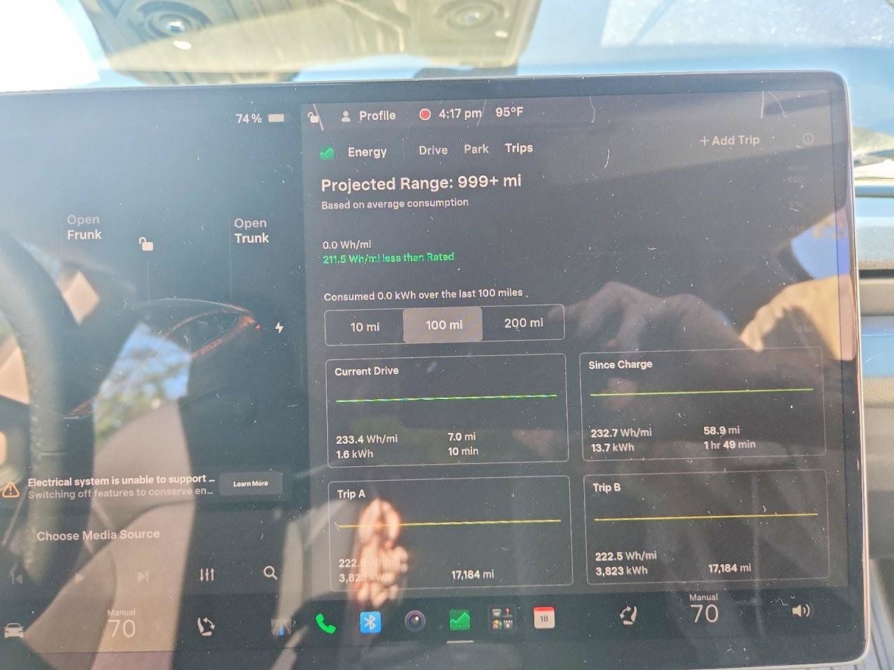 Used 2026 Tesla Model Y 2WD image 8