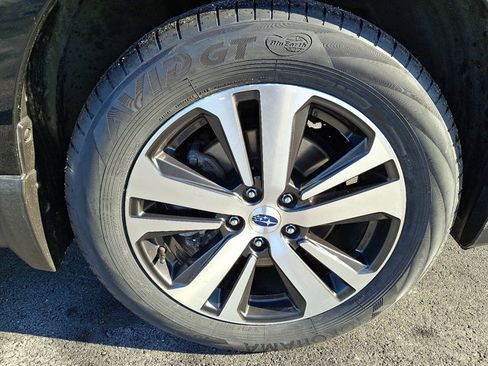 Used 2019 Subaru Outback 2.5i Limited w/ Popular Package #2 image 9