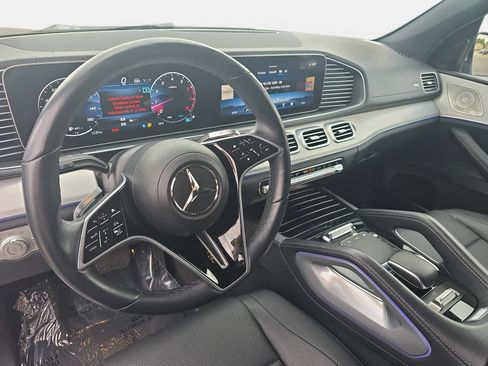 Certified 2025 Mercedes-Benz GLS 450 4MATIC image 16