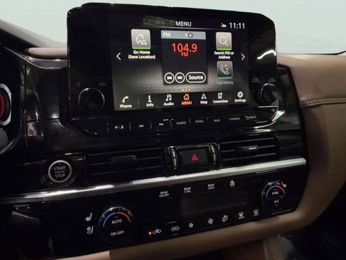 Used 2024 Nissan Pathfinder Platinum w/ Cargo Package image 36