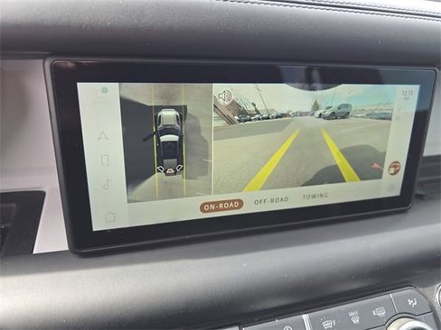 Used 2020 Land Rover Defender 110 HSE image 26