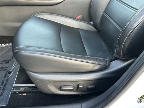 Certified 2023 Nissan Sentra SR w/ SR Premium Package image 22