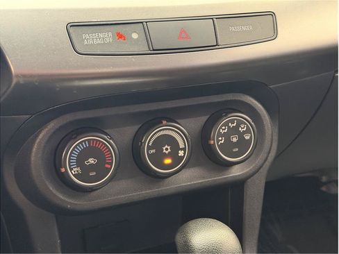 Used 2014 Mitsubishi Lancer ES FWD image 14