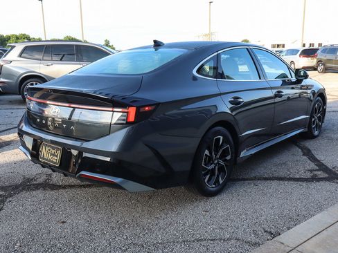 Used 2025 Hyundai Sonata SEL FWD image 4