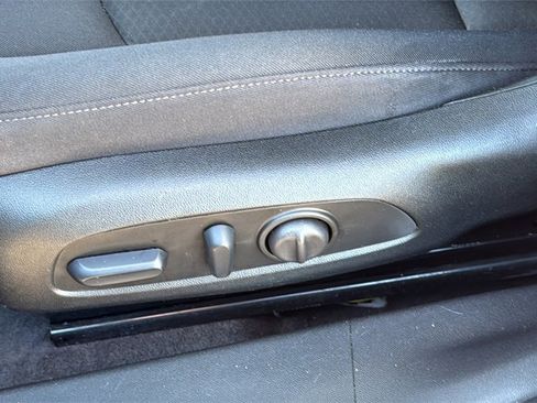 Used 2024 Chevrolet Malibu LT image 12