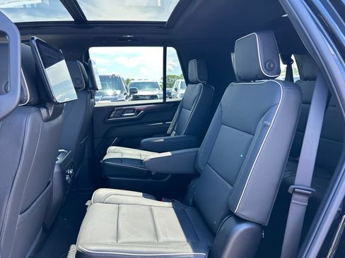 New 2026 GMC Yukon Elevation w/ Elevation Premium Package AWD/4WD image 35