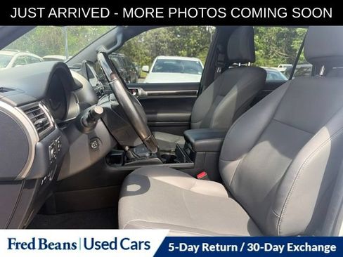 Used 2023 Lexus GX 460 Premium w/ Premium Package AWD/4WD image 13