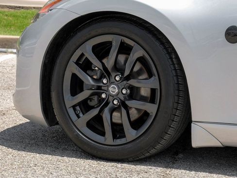 Used 2020 Nissan 370Z Coupe image 47