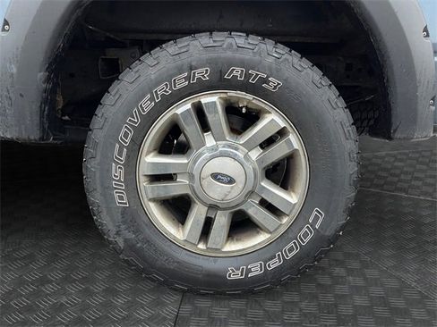 Used 2006 Ford F150 XLT image 9