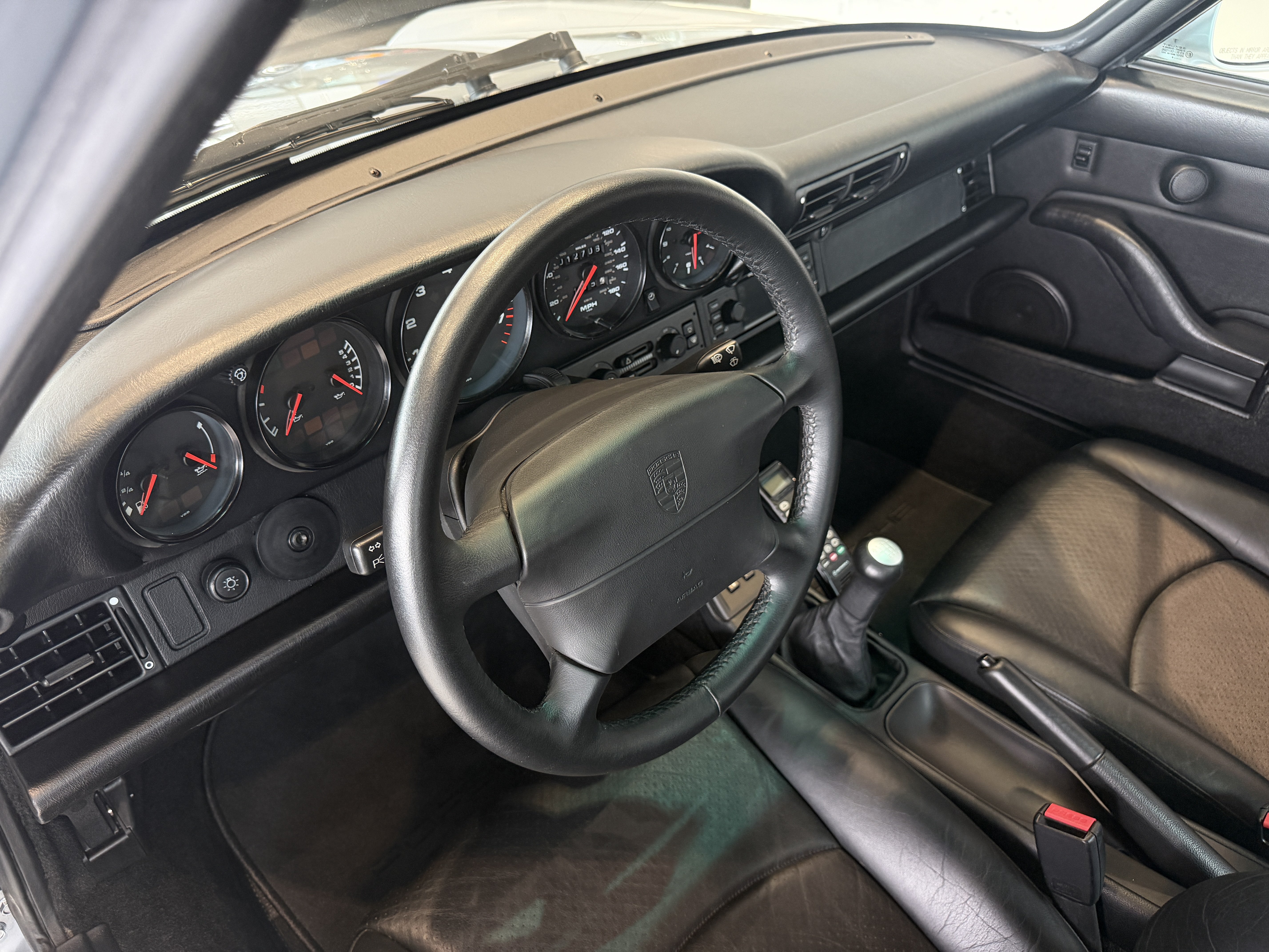 Used 1996 Porsche 911 Carrera 4S AWD/4WD image 4