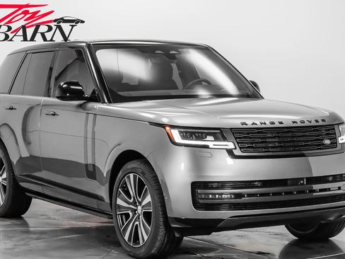 Used 2023 Land Rover Range Rover SE image 7