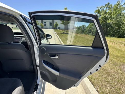 Used 2010 Toyota Prius FWD image 15