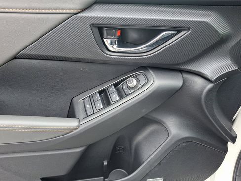 Used 2025 Subaru Crosstrek 2.5i Limited image 12