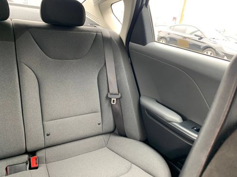 Used 2025 Kia K4 FWD image 37