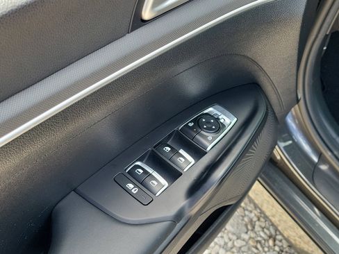 Used 2025 Kia K5 LXS image 21