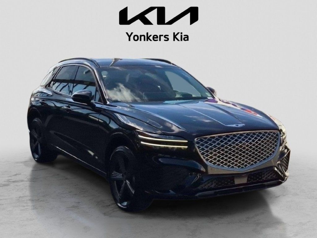 Used 2024 Genesis GV70 3.5T Sport w/ Sport Prestige Package AWD/4WD image 3