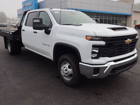 New 2025 Chevrolet Silverado 3500 W/T w/ WT Convenience Package image 2