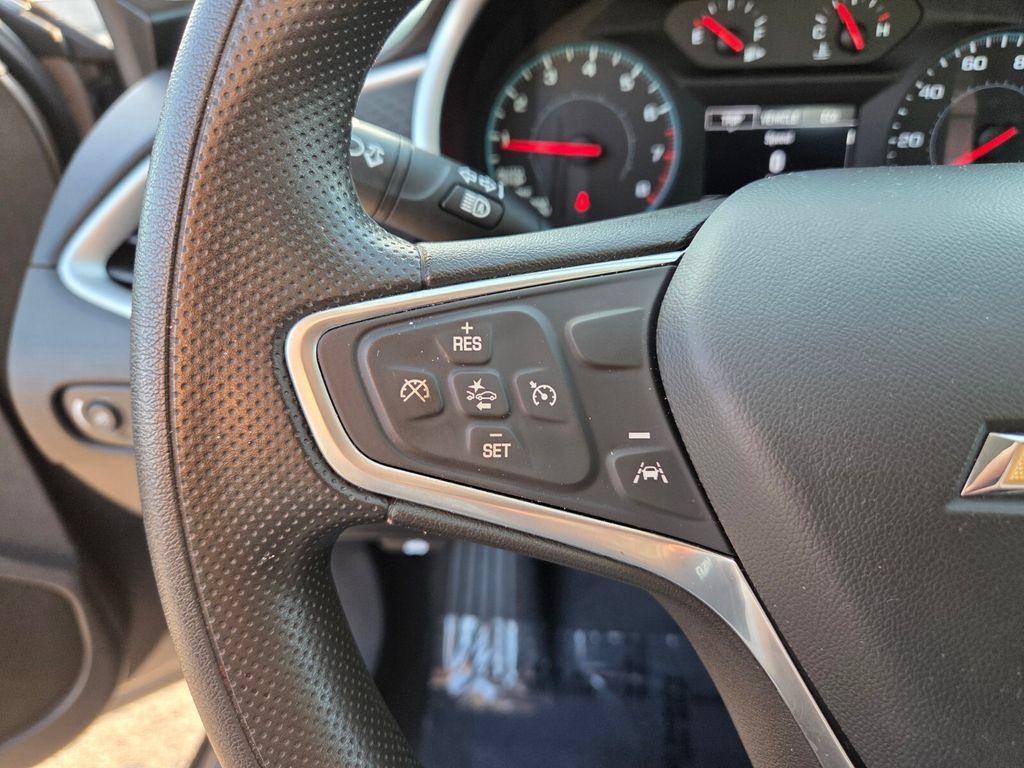 Used 2023 Chevrolet Malibu LT w/ Driver Confidence Package FWD image 32