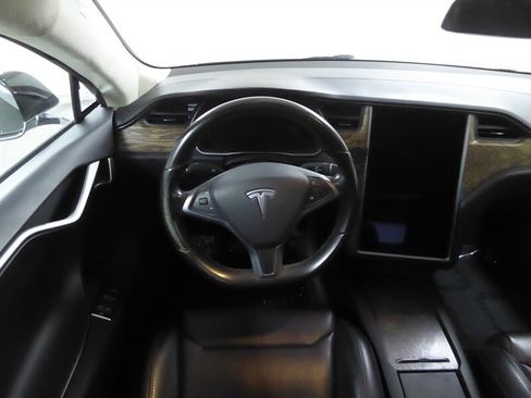 Used 2018 Tesla Model S 75D AWD/4WD image 10