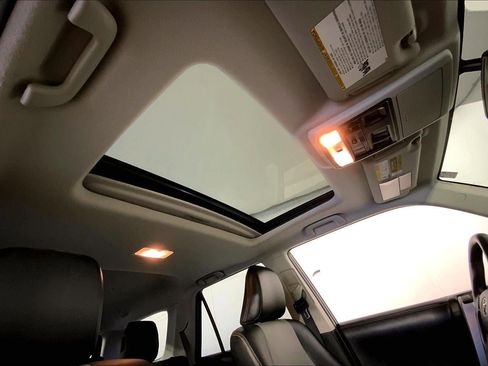 Used 2017 Toyota 4Runner SR5 image 28