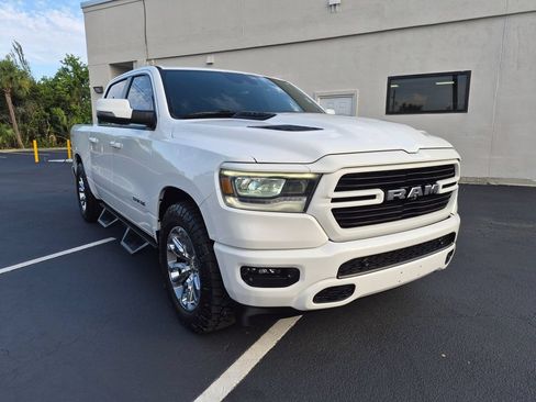 Used 2023 RAM 1500 Laramie AWD/4WD image 3