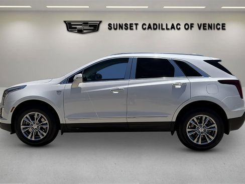 Certified 2023 Cadillac XT5 Premium Luxury FWD image 6