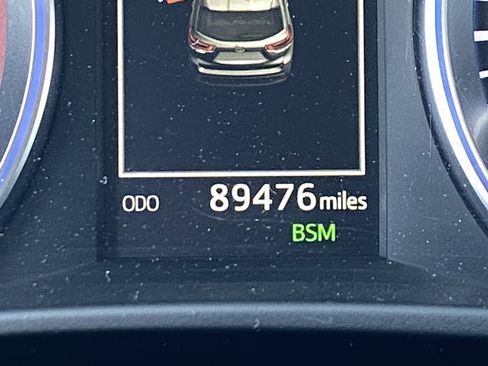 Used 2017 Toyota Highlander Limited w/ Carpet Mat Package AWD/4WD image 32