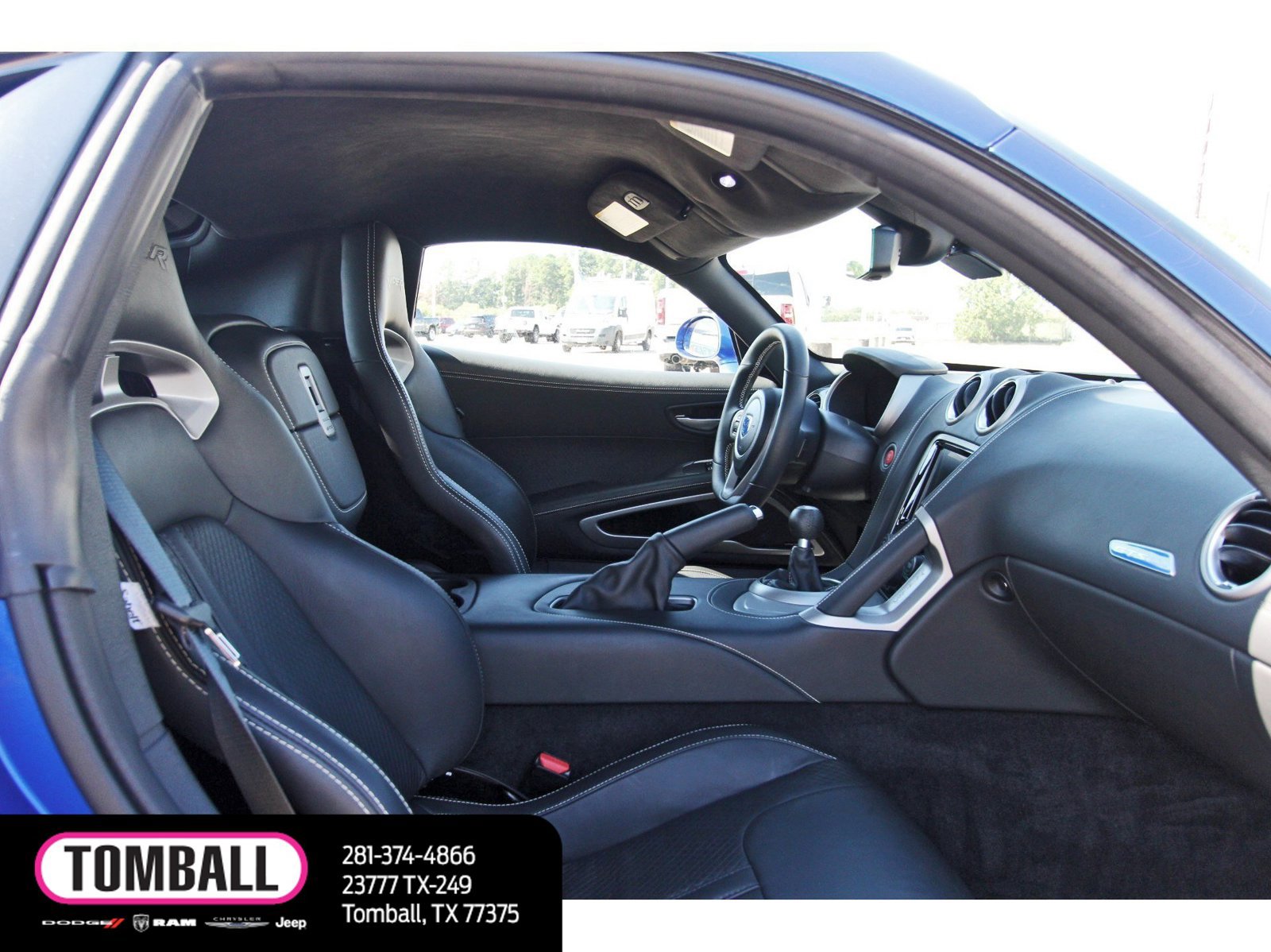 Used 2013 SRT Viper GTS w/ GTS Laguna Interior Pkg RWD image 11