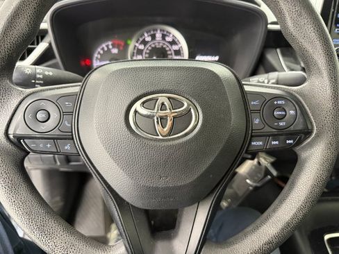 Used 2021 Toyota Corolla LE w/ Carpet Mat Package (TMS) image 10