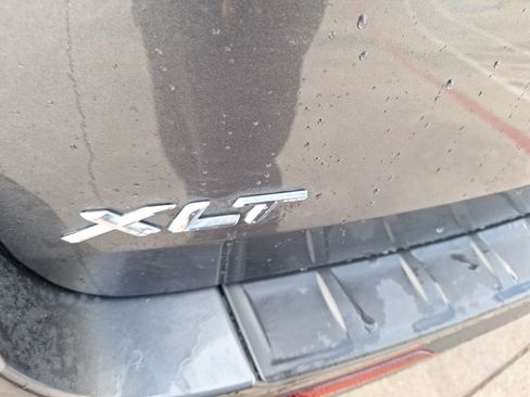 Used 2020 Ford Explorer XLT w/ Equipment Group 202A image 13