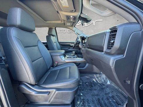 Used 2024 Chevrolet Silverado 1500 LT Trail Boss w/ LT Trail Boss Premium Package image 24